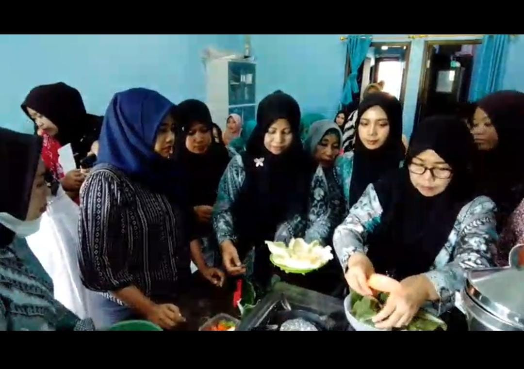 Pengelolaan Dapur Sehat  Atasi Stunting ( DASHAT )