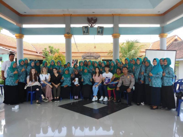 Sosialisasi sexual harrasment and domestic violence dari AIESEC Surabaya