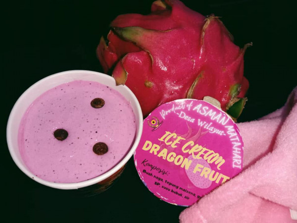 Produk Ice Cream Dragon Fruit