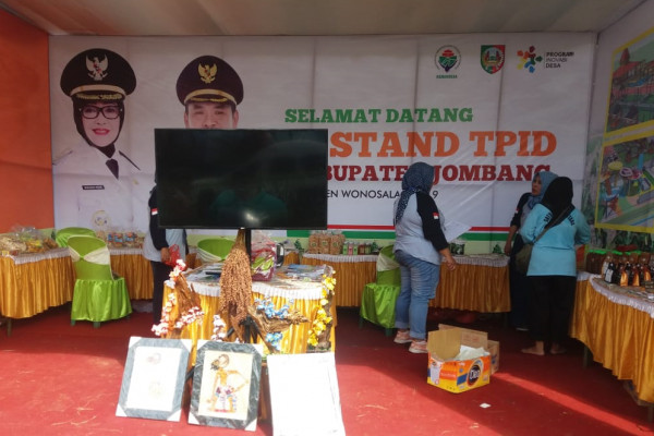 Pameran Produk Unggulan dalam Kenduren Wonosalam 2019