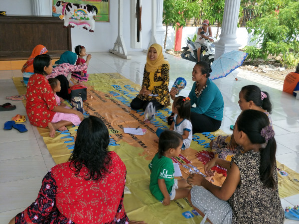 Penyuluhan Stimulasi Tumbuh Kembang Anak di Kelompok BKB