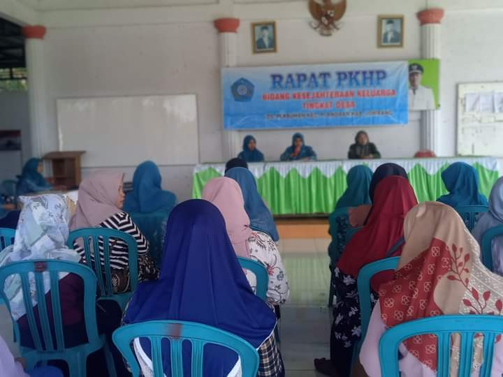 Rapat pleno desa plabuha