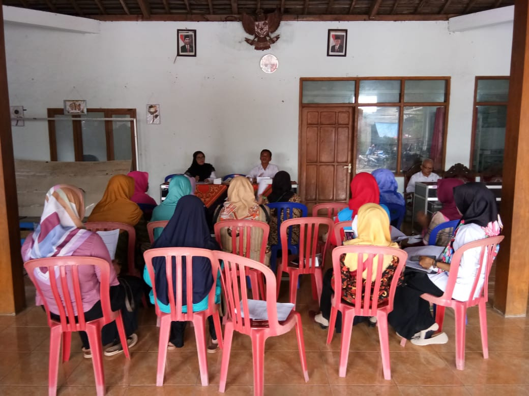 Rapat Kegiatan Operasional Ketahanan Keluarga Kampung KB Desa Rejomulyo