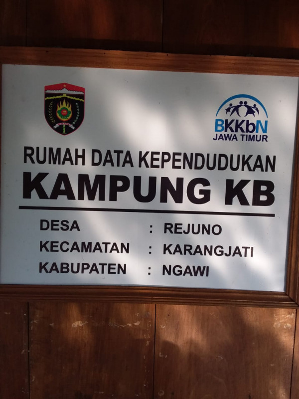 papan nama