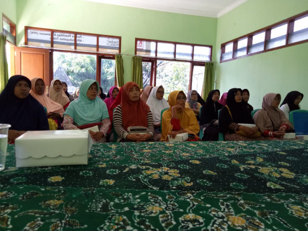 Peningkatan ketahanan keluarga dalam Bina Keluarga Remaja di Kampung KB Kelurahan Mondokan Kecamatan Tuban