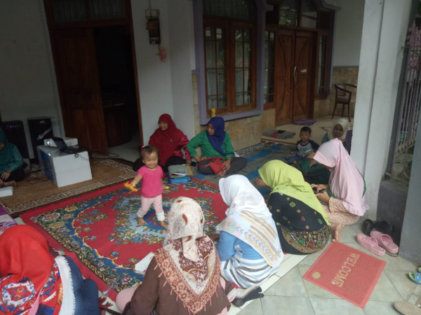 Peserta Pertemuan Lokakarya Mini di Kampung KB Kelurahan Mondokan 