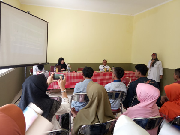 Ketahanan keluarga berbasis kelompok tribina