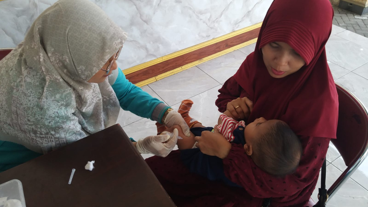 POSYANDU BALITA DAN PIN POLIO SERENTAK