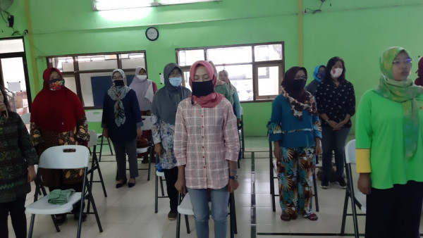 SOSIALISASI KB DAN KETAHANAN INFORMASI PADA MINILOK DI KAMPUNG KB