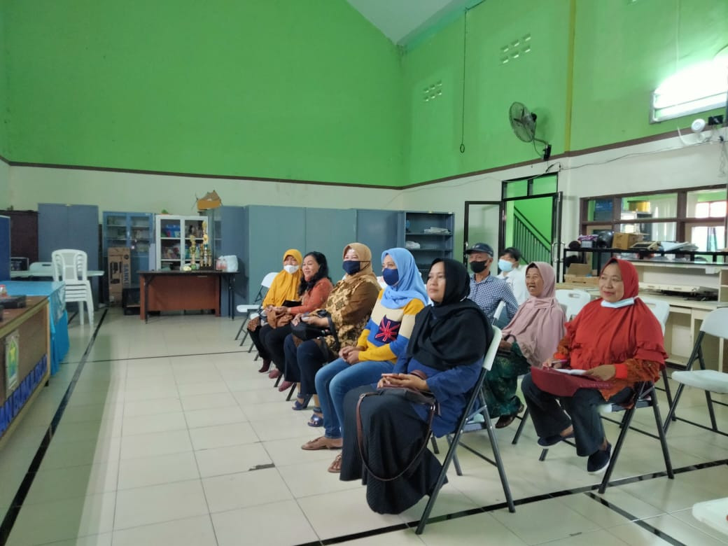 UPAYA MENINGKATKAN LANSIA PRODUKTIF UNTUK MEWUJUDKAN LANSIA TANGGUH