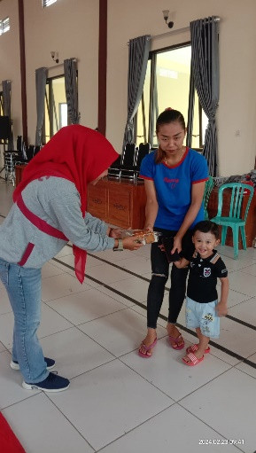 Melaksankan kegiatan posting Kader Stunting