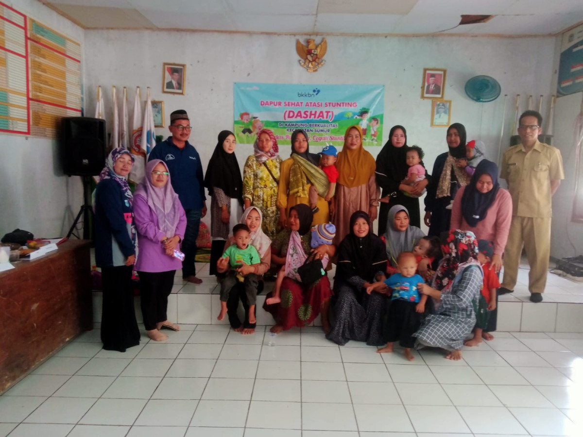 foto bersama peserta anggota keluarga KRS Desa Kertamukti