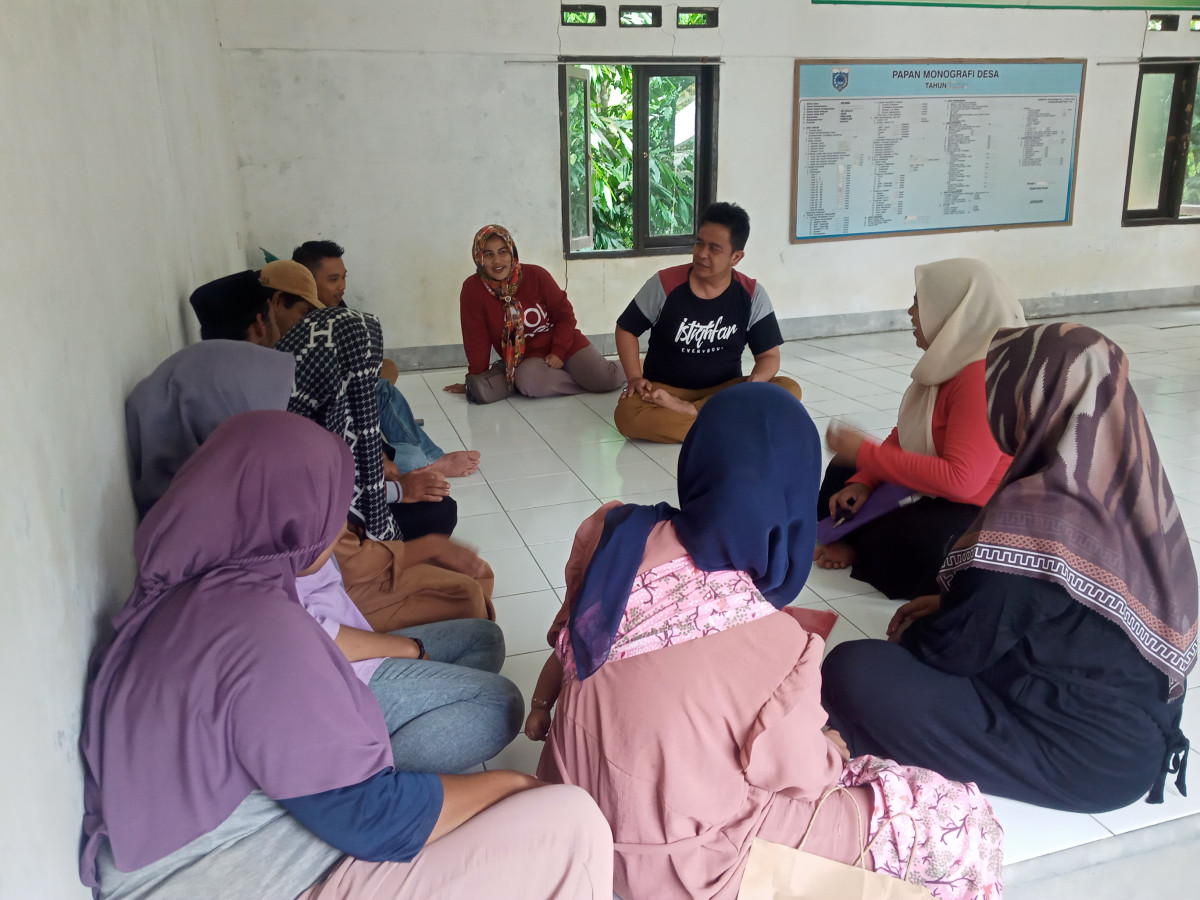 Pertemuan kelompok Kerja di kampung KB Desa bulagor