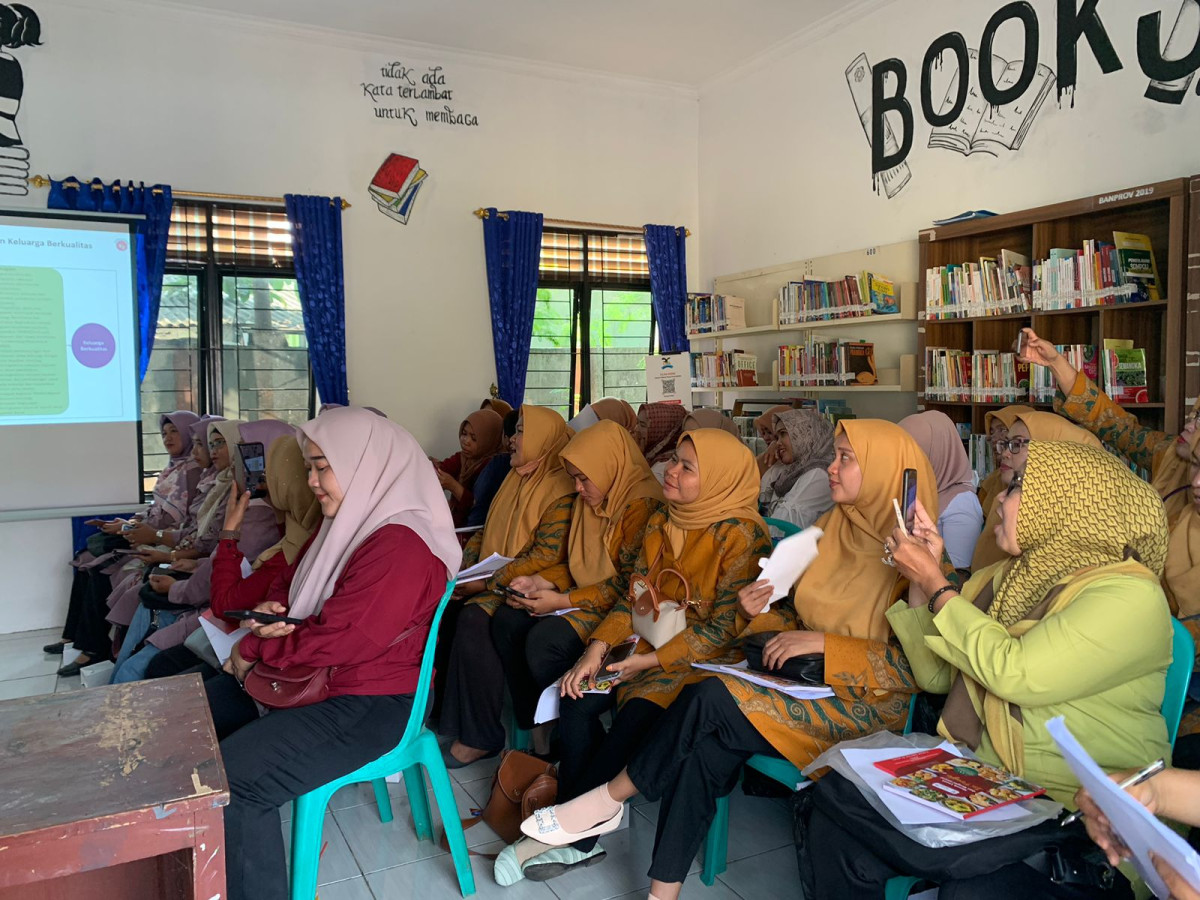 enguatan Tim dapur Sehat Atasi Stunting ( Dashat) Di Kampung  Bersama DPPKB Kabupaten Tangerang dan Para Kader KB Kecamatan Tigaraksa
