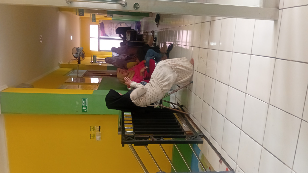 Mengantar akseptor kb