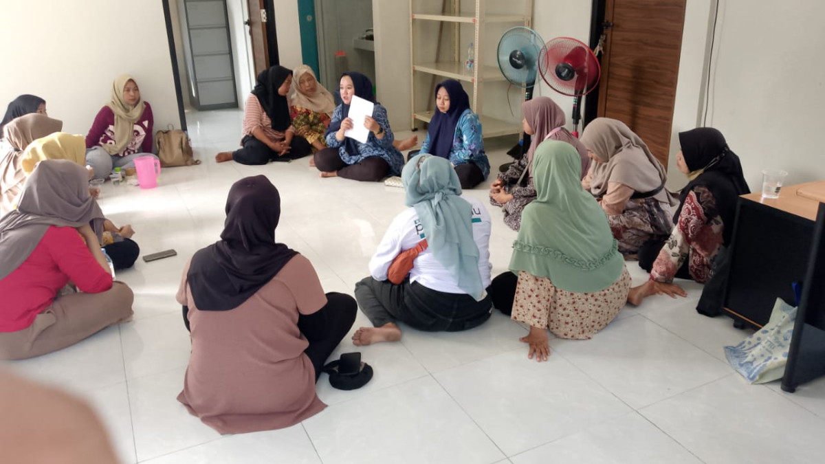 Melaksanakan pembinaan kader TPK