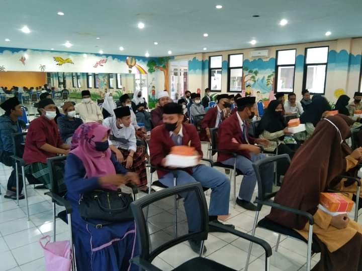 Pembekalan bagi santri dan santriwati terkait program bangga kencana