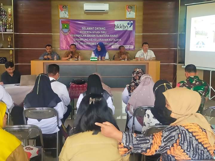 Kunjungan studi tiru dari BKKBN Sumatera Barat