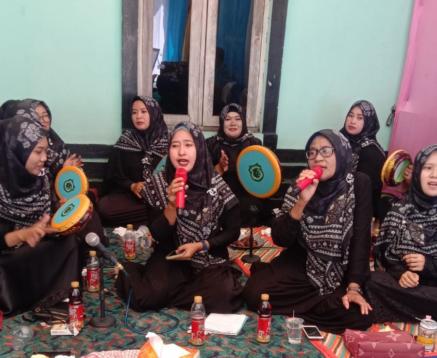 Pembentukan Grup Qasidah Ibu PKK Desa Budi Mulya