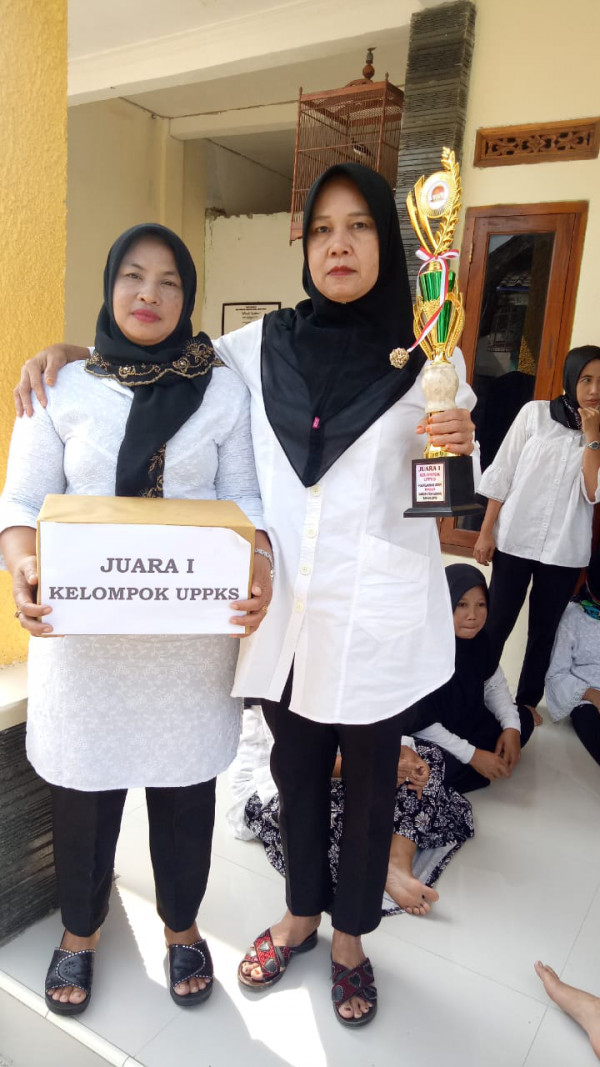 Juara 1 lomba Harganas UPPKS MANDIRI SEJAHTERA Desa Undar andir