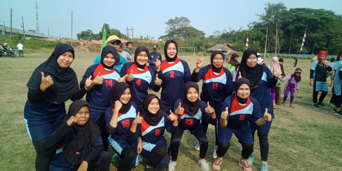 team bola wanita semangat