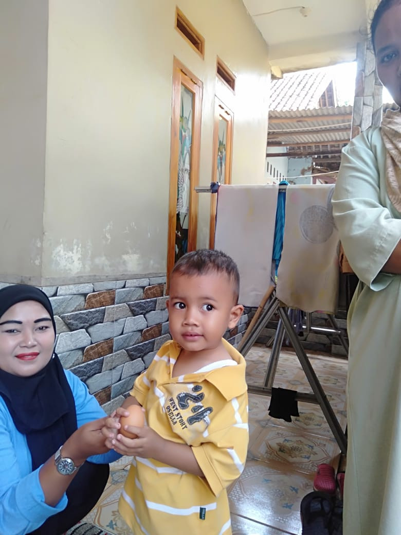 Pemeberian telor bergizi