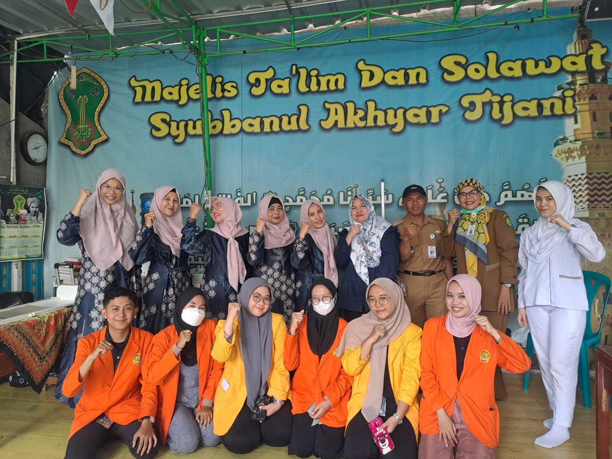 Monitoring Posyandu Nusa Indah oleh Lurah Gerendeng