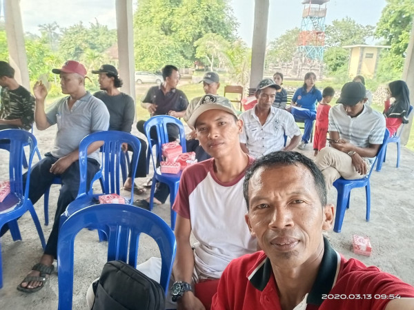 Anggota kelompok Kampoeng Krapu