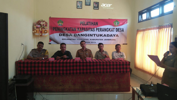 Pelatihan Peningkatan Kapasitas Perangkat Desa