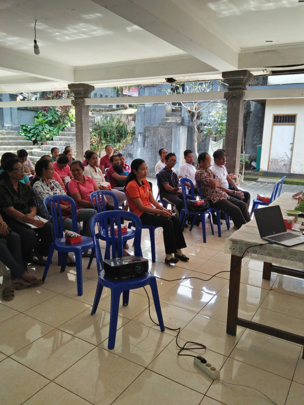 Pertemuan ketahanan keluarga berbasis kelompok kegiatan di kampung KB