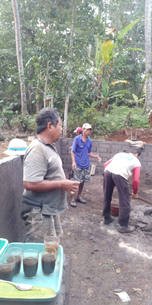 Pembuatan Kolam Ikan ke 2 Banjar Mendek Desa Wanagiri Kauh