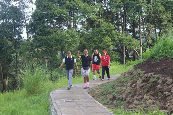 Tempat wisata joging track di Desa Pebarungan