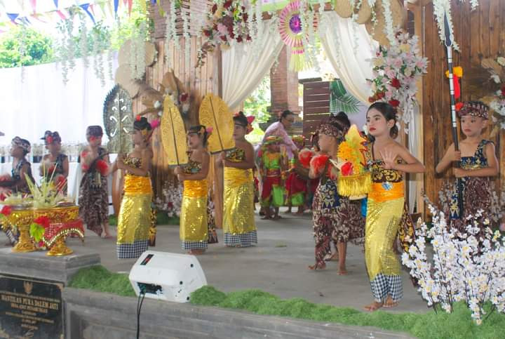Pentas Kreatifita seni dan Budaya PAUD (TK Kumara Sari I Desa Penarungan)