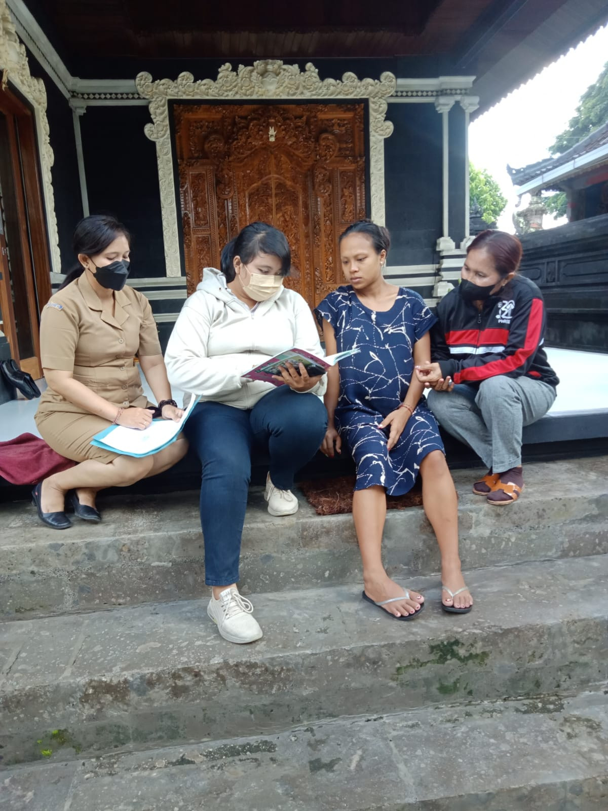 Pendampingan ibu hamil dan KIE KB Pasca salin di Banjar Tegal Jaya Dalung