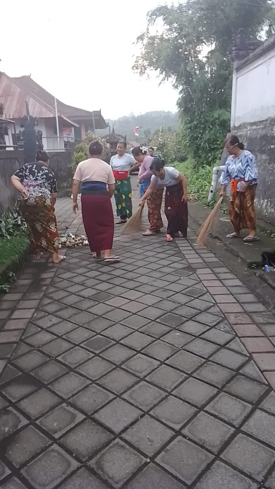 kebersihan Lingkungan di Banjar Sepang Desa Sepang