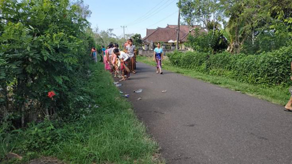 Gotong royong pembersihan sampah plastik