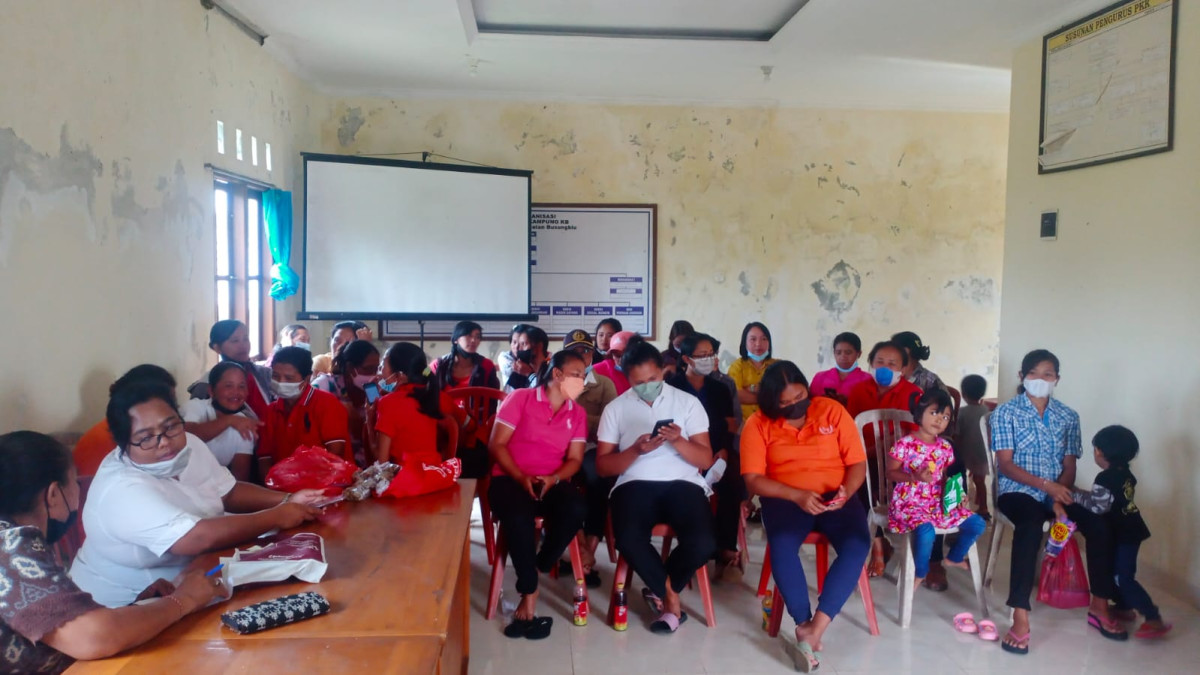 RAPAT RUTIN PKK DESA PUCAKSARI