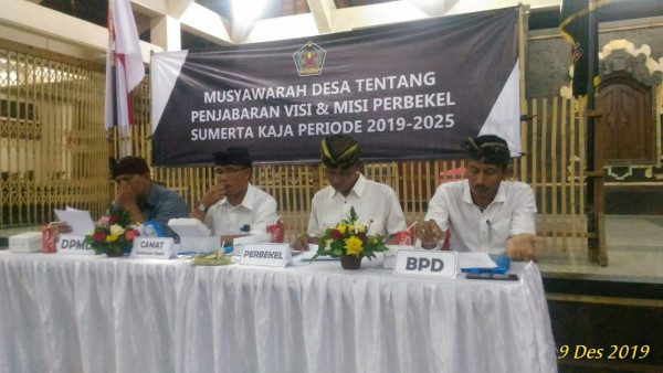 Musyawarah Desa Tentang Penjabaran Visi dan Misi Perbekel Sumerta Kaja Periode 2019-2025