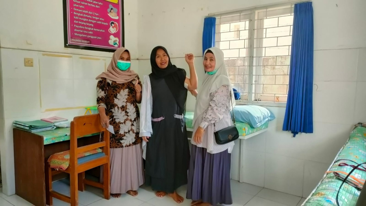 PELAYANAN KB DALAM RANGKA WCD DI POLINDES DESA KESELET KECAMATAN SAKRA