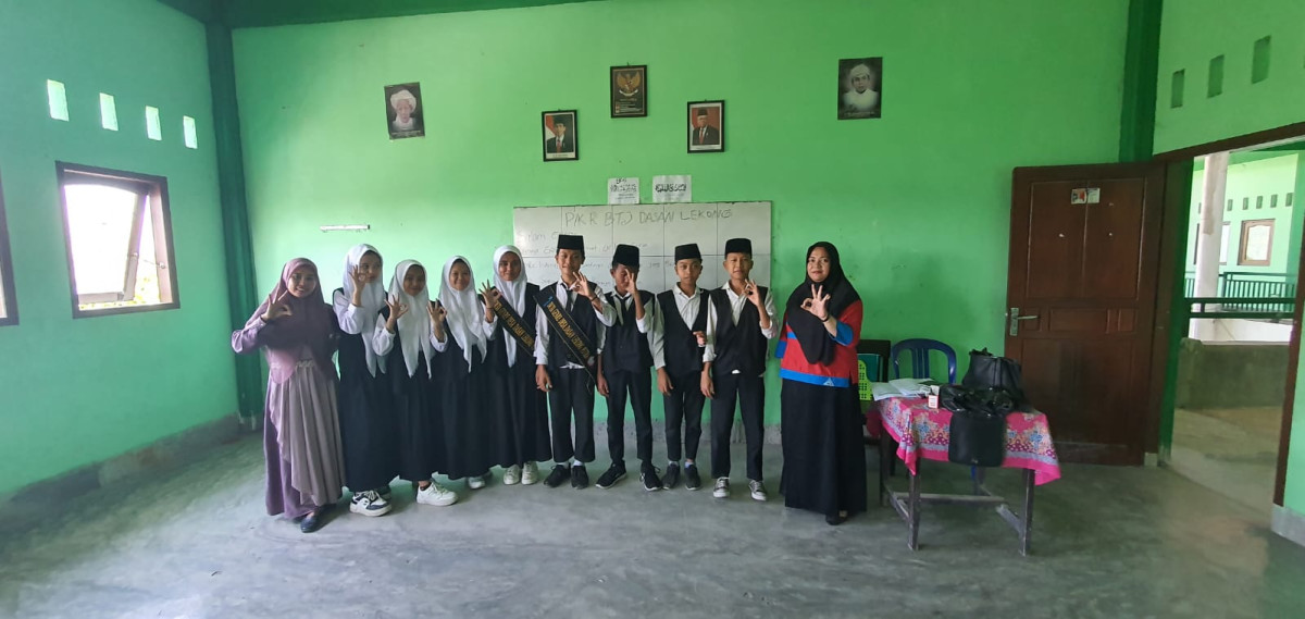 KEGIATAN PUSAT INORMASI DAN KONSELING REMAJA (PIK R)