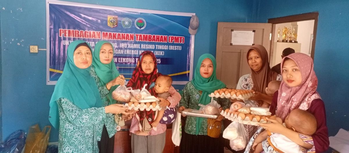 Penyaluran paket PMT