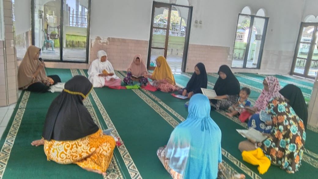 Pengajian rutin setiap jumat