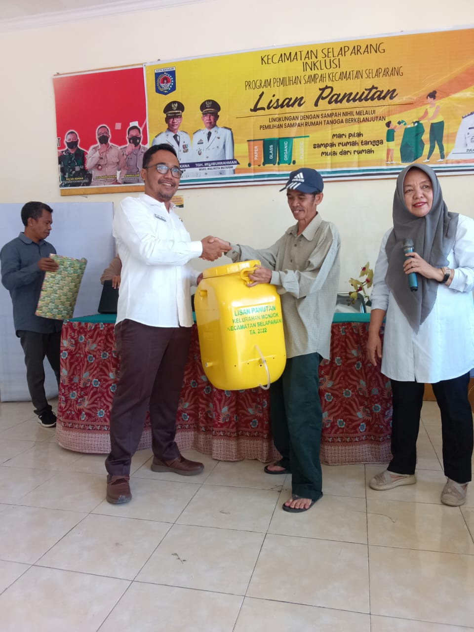 Pleatihan program pemilihan sampah