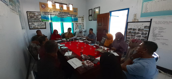 Rapat Usulan Anggaran Dana Kelurahan bersama Camat dan Lurah Se-Kecamatan Rasanae Barat bersama Kepala DPPKB Kota Bima dan Bappeda Litbang Kota Bima