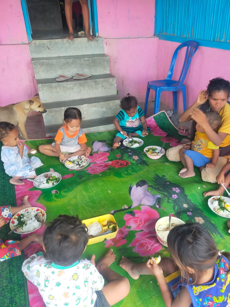 Penyuluhan dan pembinaan kepada keluarga penerima Makanan Tambahan untuk keluarga resiko stunting.