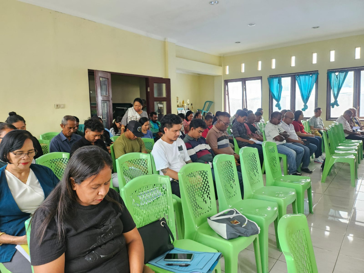 Sosialisasi Kampung Keluarga Berkualitas oleh Lurah Oebufu dan Pokja Kampung KB bagi Ketua dan Pengurus RW dan RT serta warga Kelurahan Oebufu tentang penerapan Posyandu Siklus Hidup di Kelurahan Oebufu