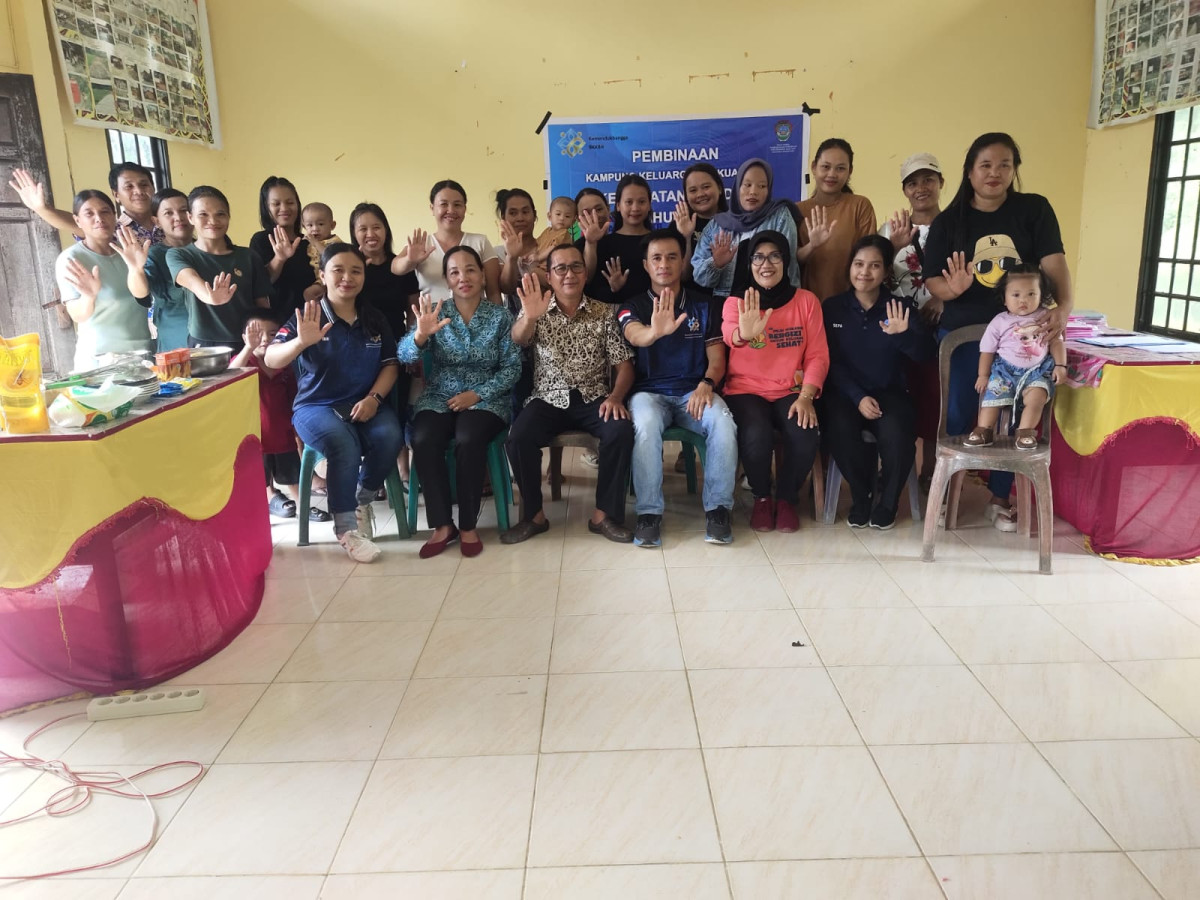 Kegiatan DASHAT di Kampung KB Desa Mengkunyit