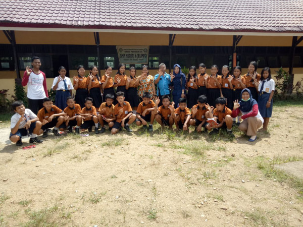 Pembinaan PIK Remaja SMP N 06 Jelimpo Desa Pawis Hilir