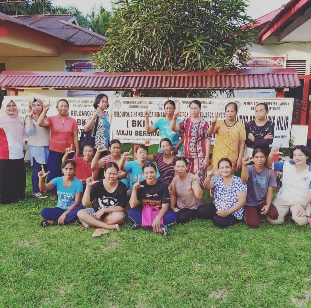 Bersama Kelompok BKR "Maju Bersama" Desa Pawis Hilir