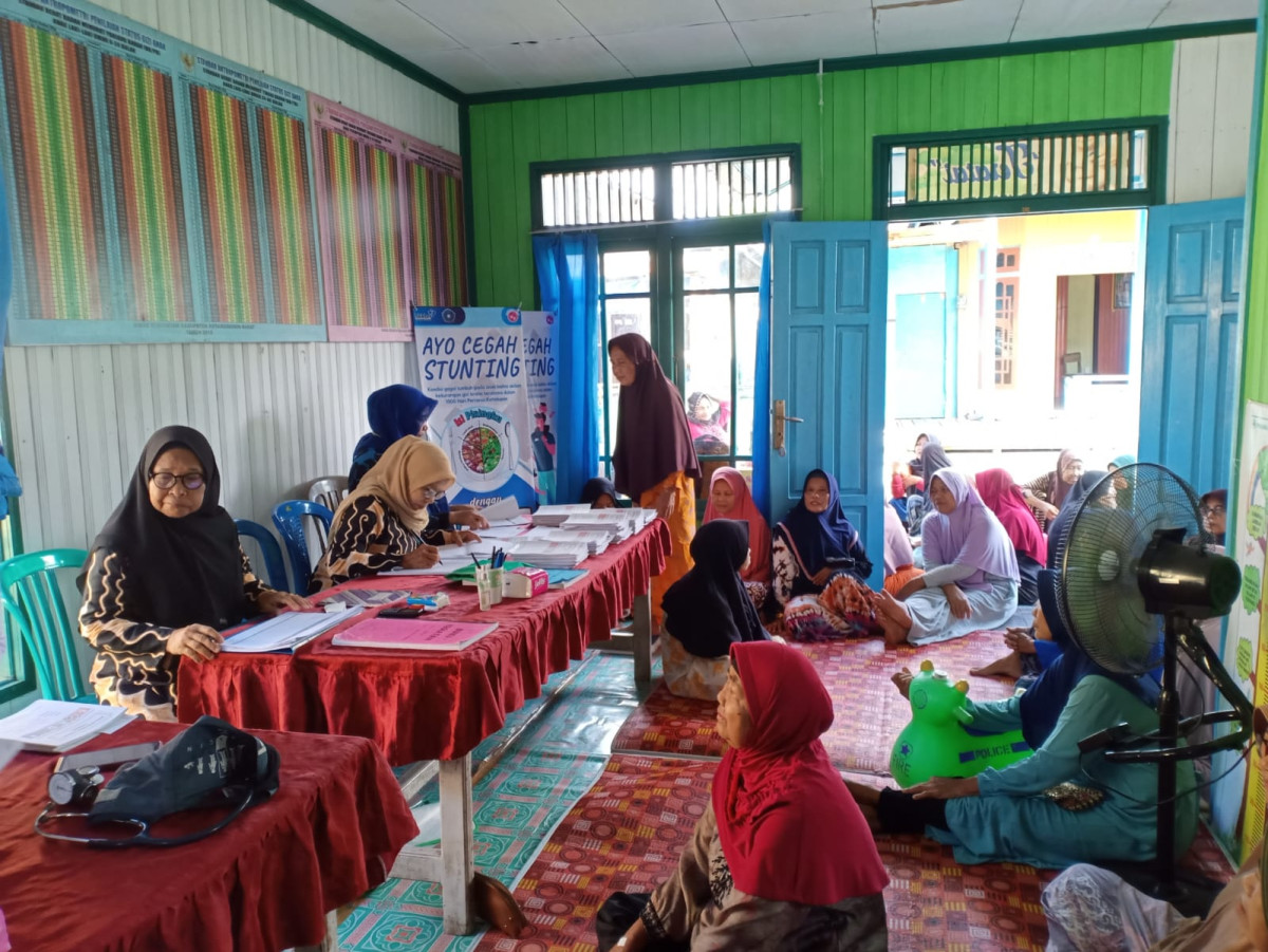 Kegiatan Posbindu Lansia/ Bina Keluarga Lansia Kelurahan Menawai Seberang